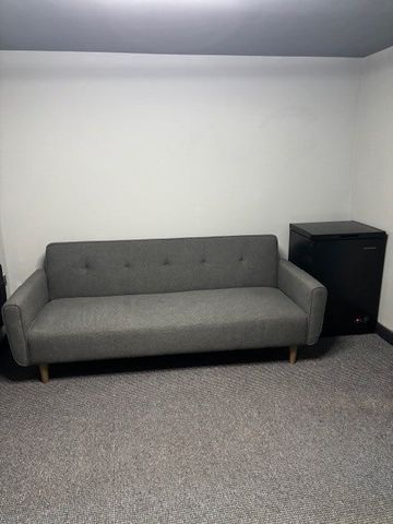 2 Bed Flat, Royal Court, NG5 - Photo 3