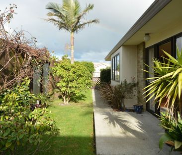 Walk to the Beach - Photo 5