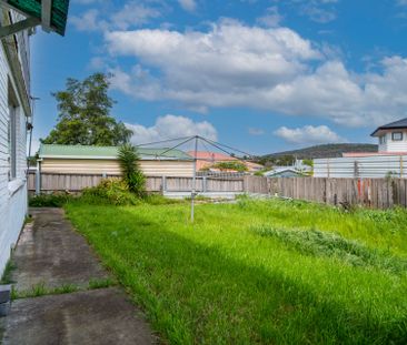Convenient located unit - Photo 3