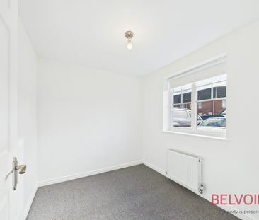 Maisonette to rent on - Photo 5