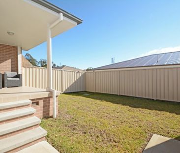 CLASSY MODERN UNIT! - Photo 2