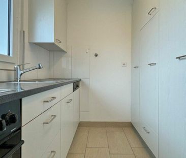 4.5 Zimmerwohnung (3. OG rechts) im schönen Herblingen - Photo 4
