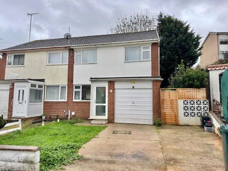 3 bedroom semi-detached house to rent - Photo 2