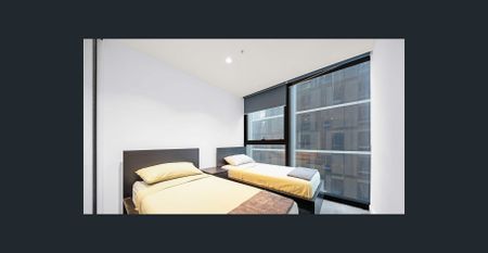 City living Apartment in Melbourne CBD !! - Photo 2