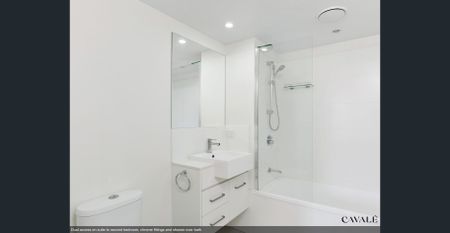 EXPANSIVE, LUXURY OUTDOOR LIVING - $800/WK - Photo 5