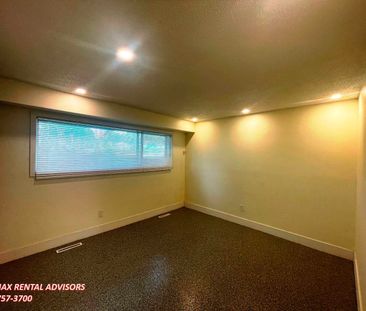 #3 11839 45 Street Northwest - Photo 5