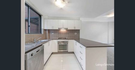 TWO BEDROOMS TOWNHOUSE FOR LEASE - Photo 3