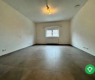 Instapklare volledig gerenoveerde rijwoning met 3 slaapkamers in ce... - Photo 2