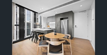 AUSTRALIAN LUXURY THAT FEELS LIKE HOME! - Photo 4