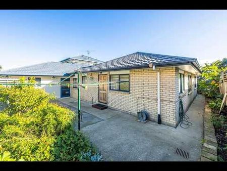 Move-In Ready Sanctuary in Goodwood Heights 2BRM - Photo 4