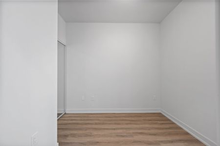 For Lease - 4235 Confederation Parkway Unit# 222, Mississauga, Ontario - Photo 4