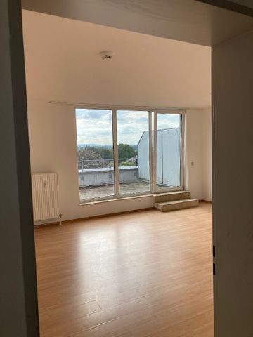 46310/158 Geräumige 2-Zi-Wohnung mit Dachterrasse in Troisdorf-Sieglar! - Foto 2