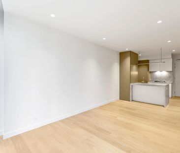 City Home In the heart of Melbourne CBD - Photo 1