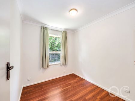 Open the Door to Comfortable Family Living in Happy Valley - Photo 3