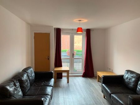 Apt 3, Dunmore Building, Old Bakers Court, Belfast, BT6 8QX - Photo 2
