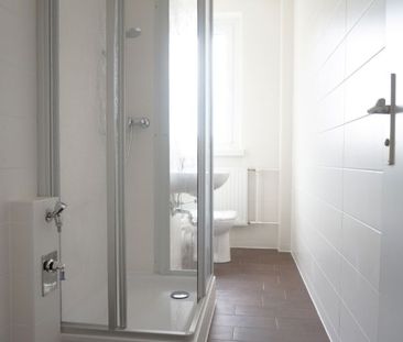 altersgerechte Wohnung mit ebenerdiger Dusche - Photo 1