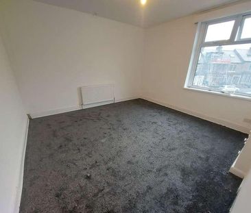 Jesmond Avenue, Bradford, BD9 - Photo 2