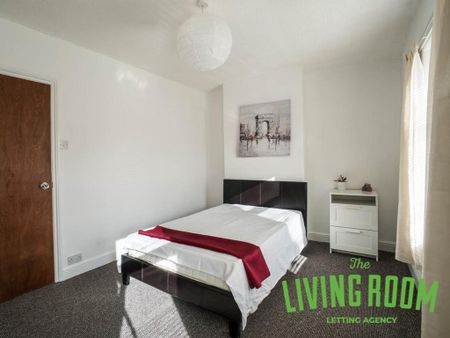 4 bedroom house to rent - Photo 3