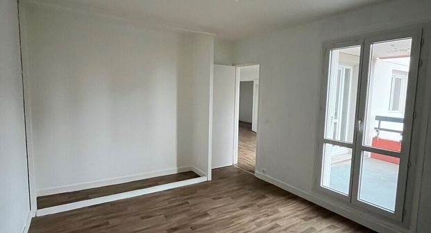 Résidence sécurisée avec ascenseur, un appartement de type 3 comprenant : - Photo 1