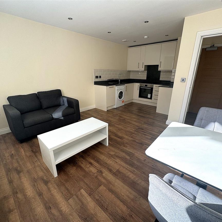Brunswick Court, Leeds City Centre, LS2 7SA - Photo 1