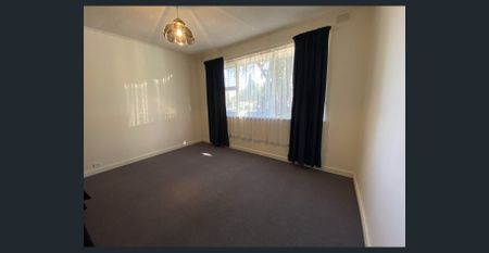 3 Bedroom Family Home - Photo 5