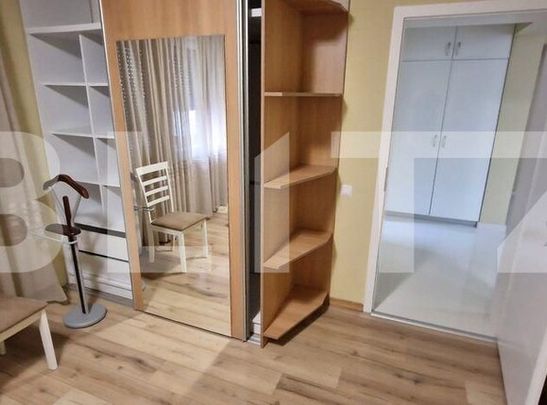 Apartament de inchiriat 4 camere, parcare, 60 mp,zoan Europa - Photo 1