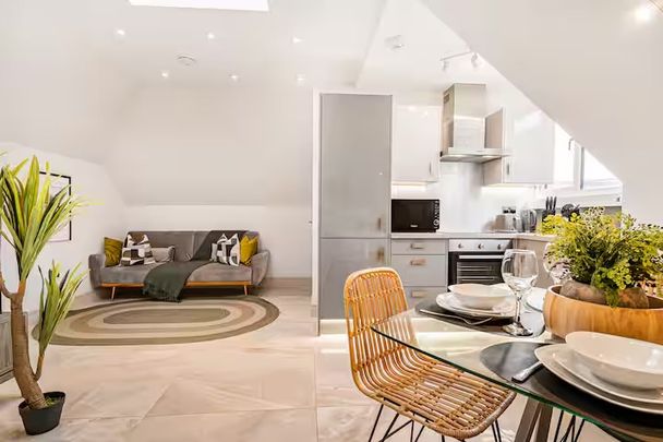 1 Bed Flat, Wembley Park Dr, HA9 - Photo 1