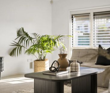 Four-Bedroom House - Photo 3