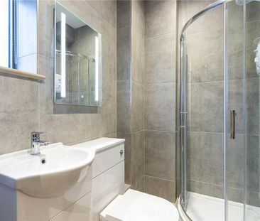 1 bedroom parking to rent - Photo 5