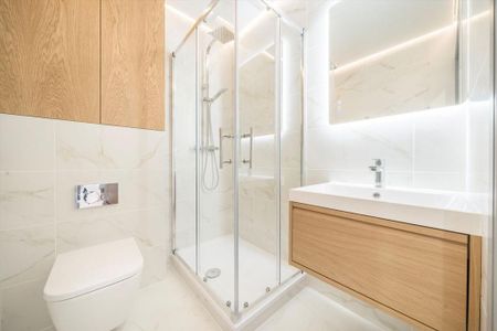 3 bedroom flat to rent - Photo 2