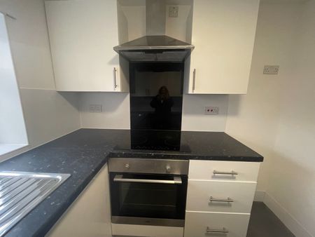 3 Bed End Terrace, Ransom Road, NG3 - Photo 4