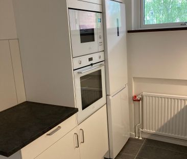 Dag Hammarskjölds väg 6C - Photo 2