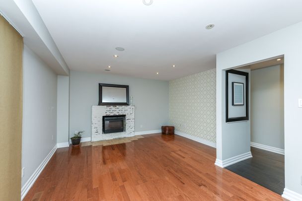 For Lease - 3162 Folkway Drive Unit# Upper Level, Mississauga, Ontario - Photo 1