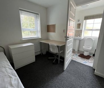 3 bedroom detached house to rent - Photo 1