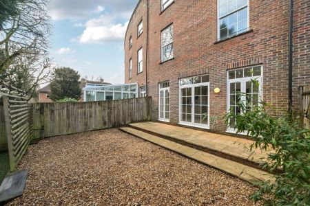 4 bedroom town house to rent - Photo 4