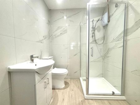 1 bedroom maisonette - Photo 2