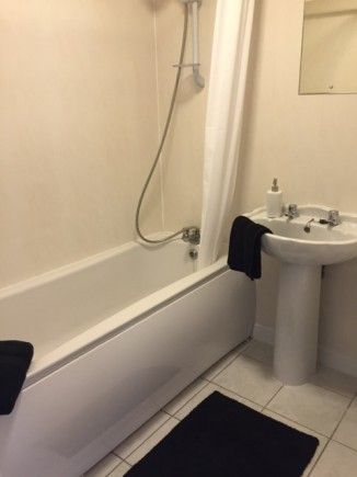 1 bed flat, hartlepool marina close to local ameneties - Photo 5