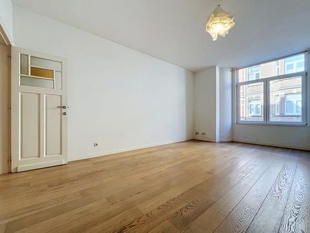 Appartement te huur - foto 2