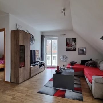Gemütliche Dachgeschosswohnung ideal für Paare! - Photo 1