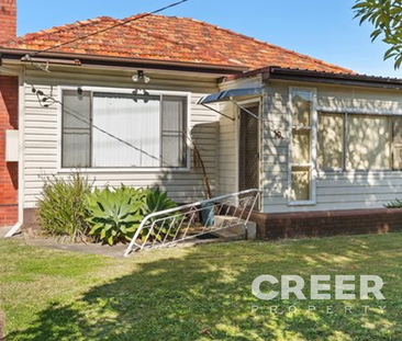 10 Smart Street, Charlestown - Photo 3