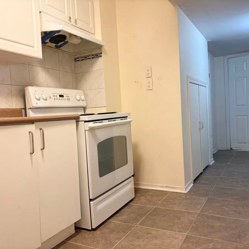 For Lease - 73 San Gabriele Place Unit# Basement, Toronto, Ontario - Photo 1