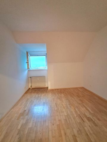 Rudolfstraße 24/5/DG: Hübsche 2-Zimmerwohnung 57,78m2 mit Blick zum Schlossberg, ablösefreie Küche, 5.Liftstock! - Photo 4