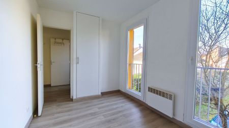 Location maison 3 pièces, 70.00m², Fontenay-le-Fleury - Photo 5