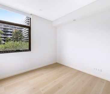 New Timber Flooring I Parkside Home I Walk to Shops & Station - Photo 1