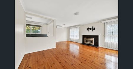 Modern 3-Bedroom Home in Prime Seaford Location - Photo 2