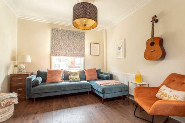 2 bedroom terraced house to rent - Photo 1