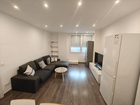 Carrer de Santiago Ramón y Cajal, Esplugues de Llobregat, Catalonia 08950 - Photo 2