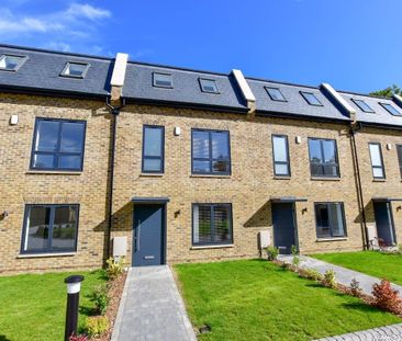 4 bedroom terraced house to rent - Photo 6