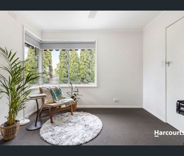 Well-Maintained Family Home with Generous Backyard - Photo 5