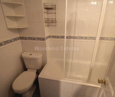 Lowdell Close, West Drayton, UB7 - Photo 4